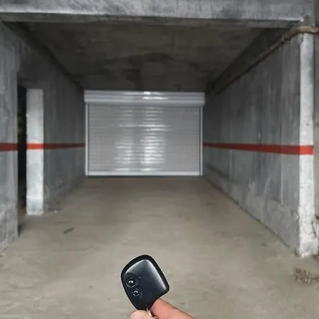 Apartment Lovita With A Garage